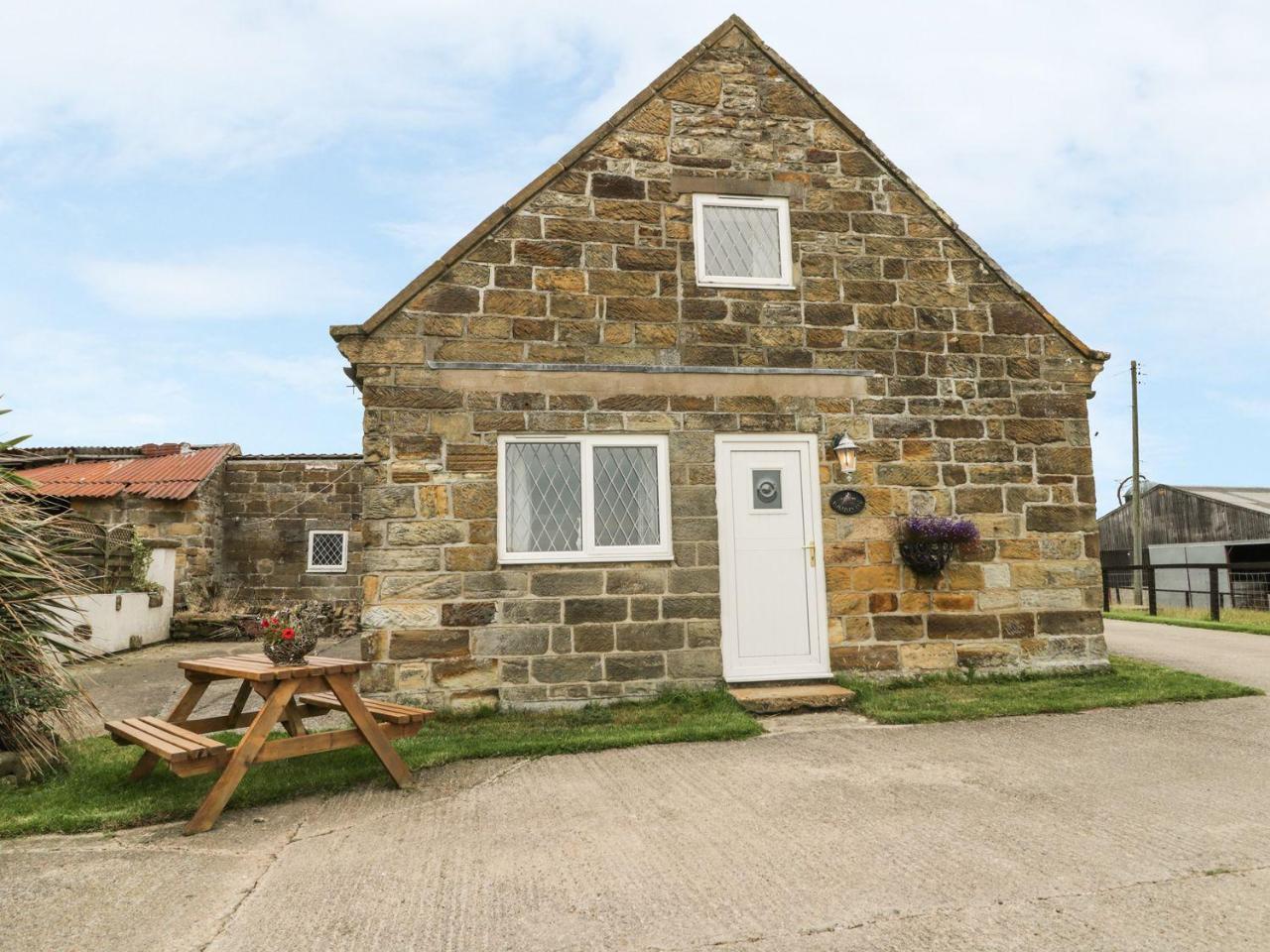 Foxhunter Cottage Γουίτμπι Εξωτερικό φωτογραφία